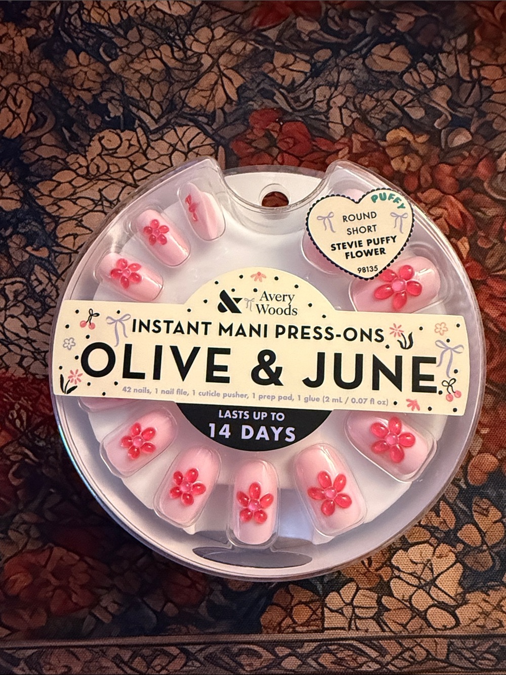 Olive & June Stevie Puffy Flower Pink Mani Press-Ons (Round Short)